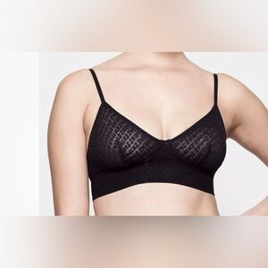 SKIMS Logo Mesh Triangle Bralette Onyx XS NWT